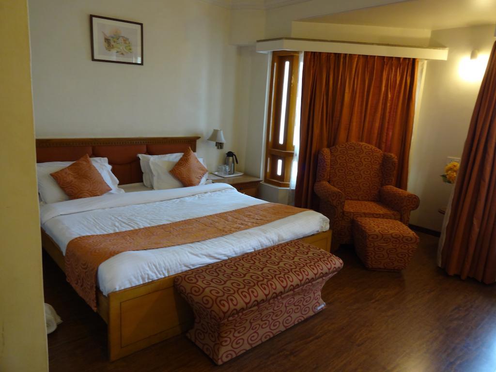 Hotel Amer Palace Bhopal Quarto foto