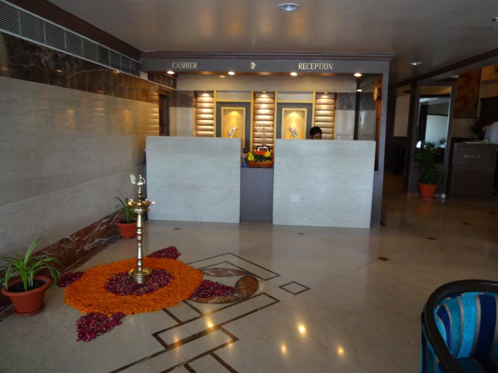 Hotel Amer Palace Bhopal Exterior foto